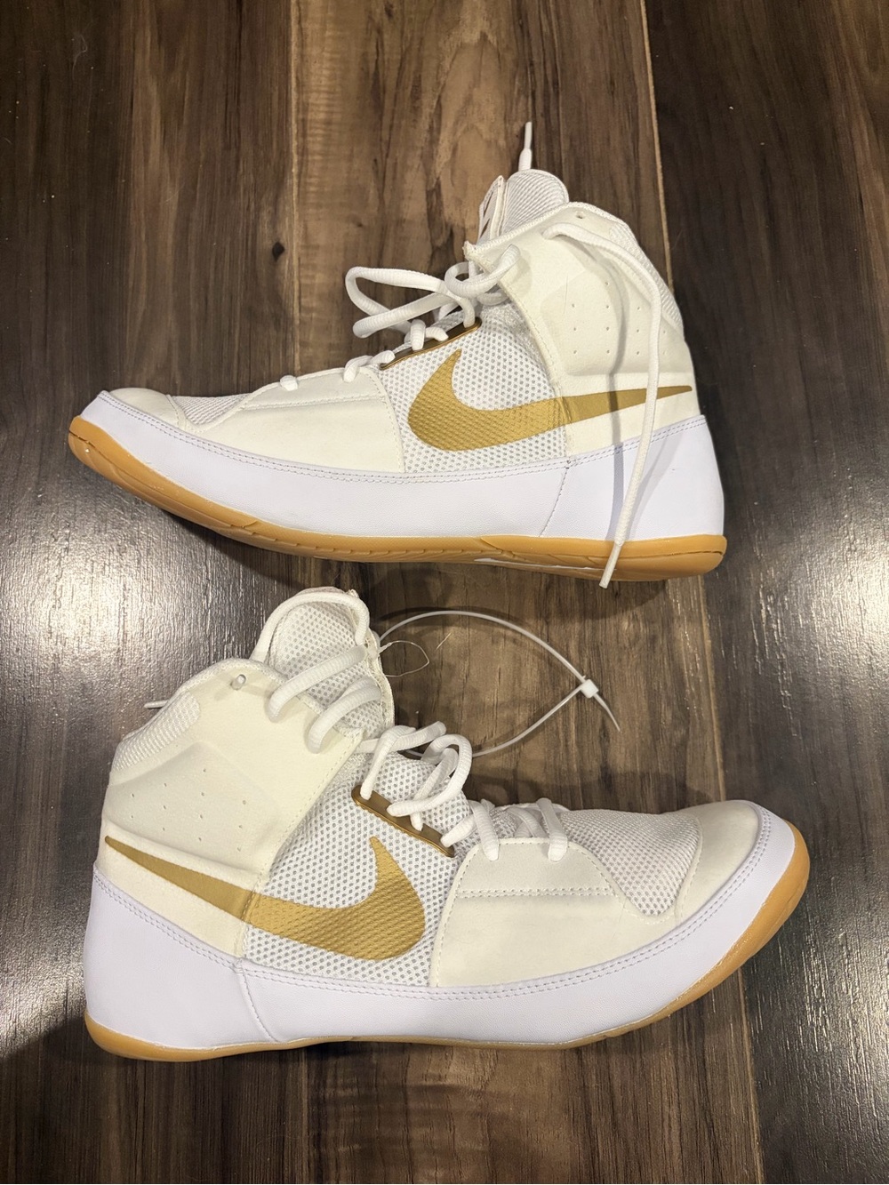 Nike White and Gold Mid-Top Training Sneakers